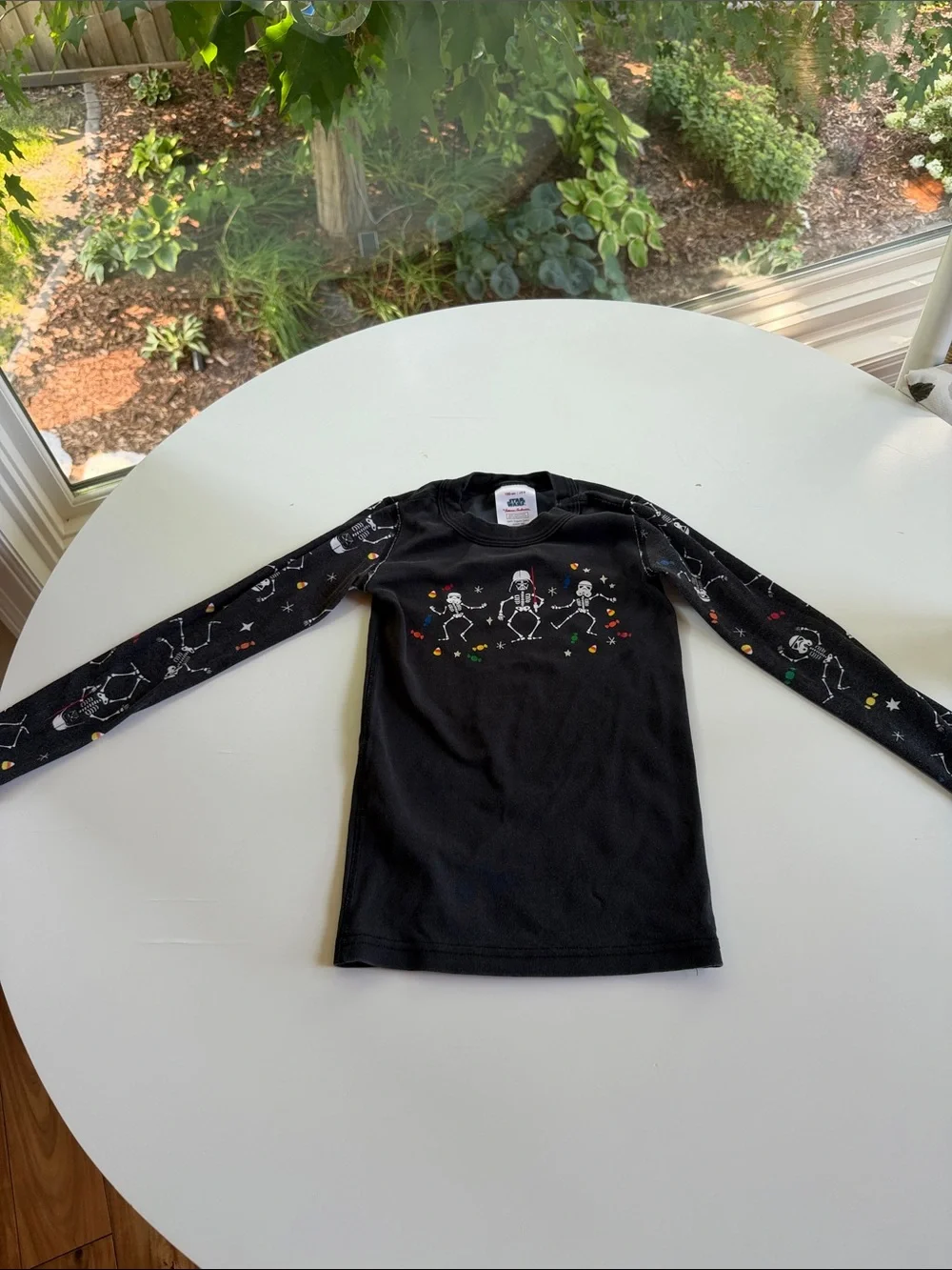 Hanna Andersson Black Long-Sleeve Skeleton Dance Pajama Top